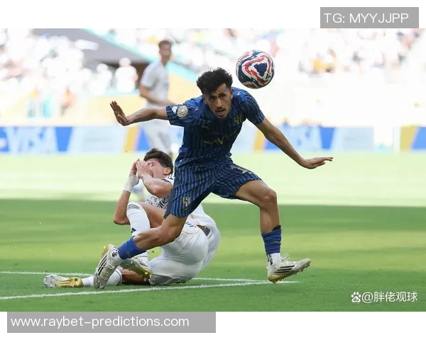 英超经典对决本菲卡逆转波尔图补时绝杀引发全场狂欢