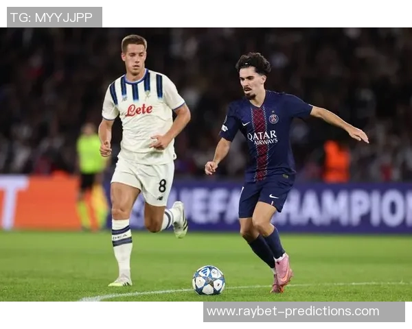 友谊赛精彩对决巴黎圣日耳曼与阿森纳战成平局乌龙球成焦点