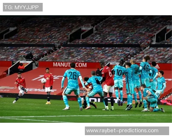 足总杯激战尤文图斯逆转曼联补时绝杀全场沸腾